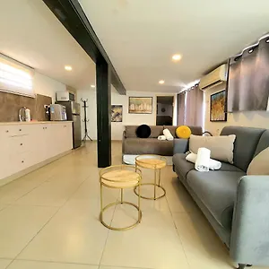 Barak Royal 20 Sea View - ג'קוזי בחצר ומרפסות עם נוף לים דירה
